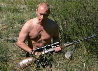 普京再秀肌肉：必须终结石油美元