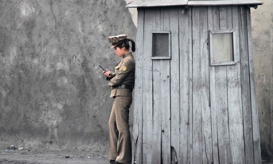 手机已经逐渐走进了朝鲜普通人的生活