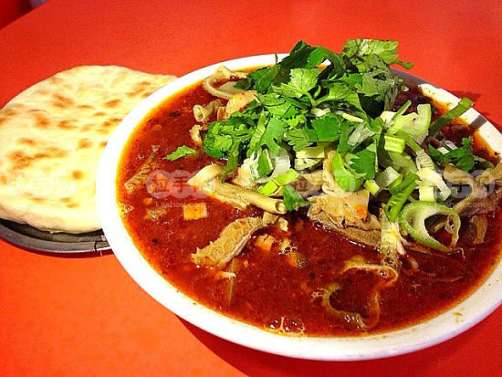 呼和浩特美呼和浩特美食——羊杂碎焙子食——羊杂碎焙子 呼和浩特美呼和浩特美食——羊杂碎焙子食——羊杂碎焙子