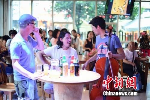 青岛国际啤酒节现场 青岛国际啤酒节现场