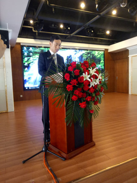 延吉市委常委宣传部长钟世久致欢迎词 延吉市委常委宣传部长钟世久致欢迎词