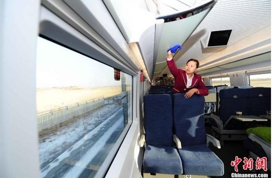 哈大高铁正式通车 全程二等座票价285元 _宏观