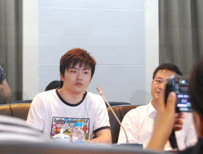 2006级第一届学生代表谈学习生活感想 中西合壁教学模式 西交利物浦大学送你跳入外企