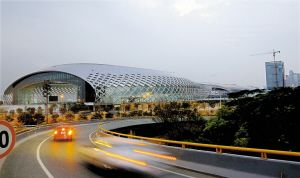 深圳湾体育中心:碧波浮春茧 东风入海门(组图)