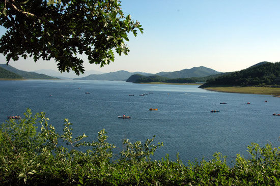 松花湖春游 吉林市候选景区:吉林松花湖风景区(组图)