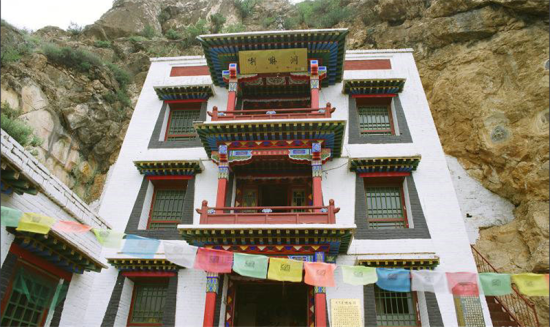 呼和浩特喇嘛洞召 呼和浩特旅游胜地:喇嘛洞召