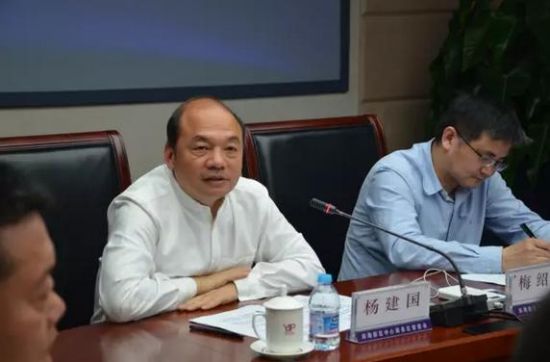杨建国 实体经济如何振兴?天津滨海新区企业座谈对话专家交流做法