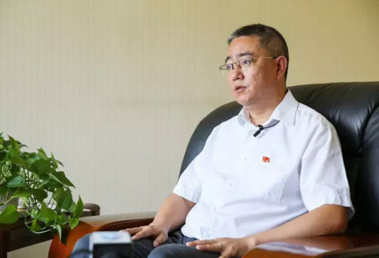李俊接受微博县域经济频道专访 西昌市委书记李俊接受微博县域经济频道专访