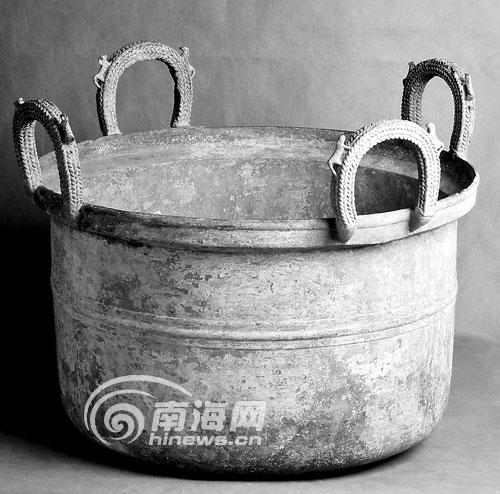 汉代青铜釜：海南的遗物