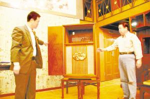 40年前神秘国宝：天安门城楼特制电视柜(图)