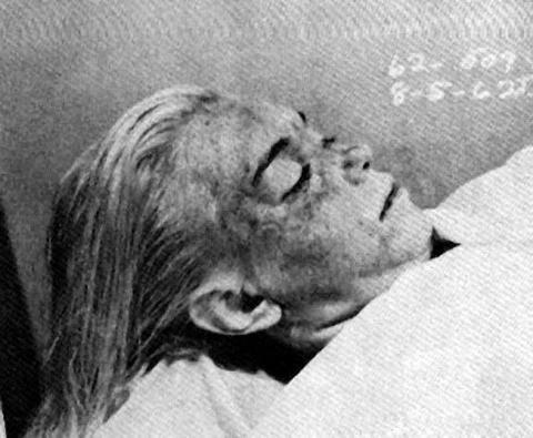 解密性感女神玛丽莲梦露裸死之谜_滚动新闻_新浪财经_新浪网