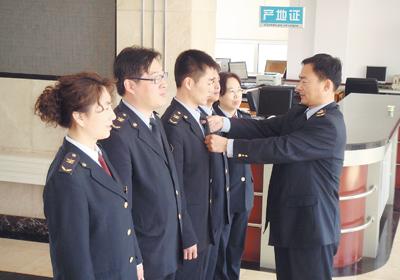 鲅鱼圈经济总量_营口鲅鱼圈图片