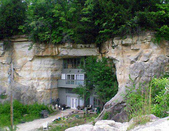 23种非传统住宅:悬空房屋似挑战地心引力