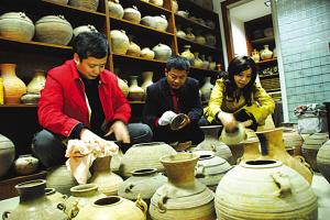 博物馆收藏1000多种古陶罐