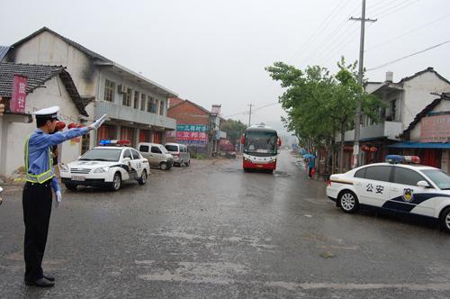 六安警校联动 为中考生开辟绿色通道_滚动新