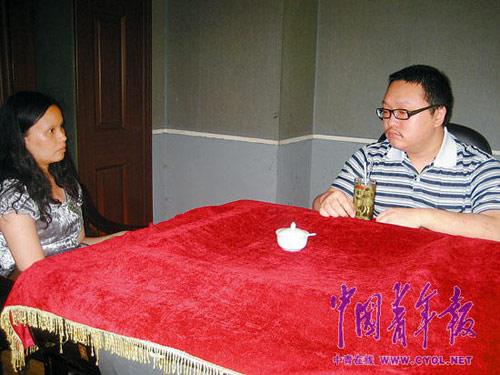 文强被执行死刑前四小时 翻看整理判决书(组图