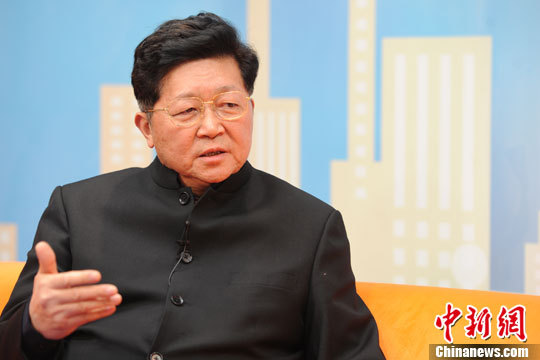 专家称房地产是城镇化支柱应放松限购限贷