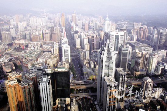 深圳市委书记:改革进入利益深度调整期(组图)