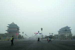 北京南部空气质量达重度污染 市民质疑监测偏低