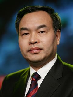 经济学博士唐良智当选武汉市市长(图)