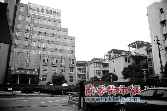 江西省贫困县亿元财政款卷往境外 五年未被发现