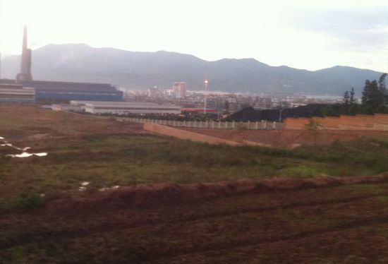 云南楚雄原州长大肆违法批地 政绩工程成烂摊子