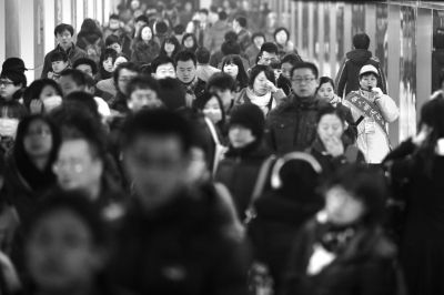 北京政协委员建议地铁涨价给上班族打折