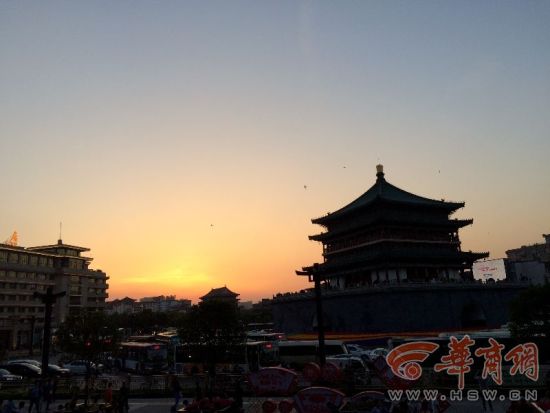 西安钟楼。 五一最具人气十大旅游城市排名出炉 西安排名第五