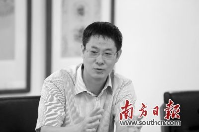 莞城街道党委书记曲洪淇。 老东莞城迎来创新“多面手”