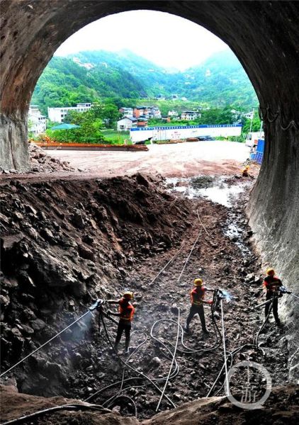 郑万铁路 郑万铁路重庆云阳段快速推进 重庆到北京8小时