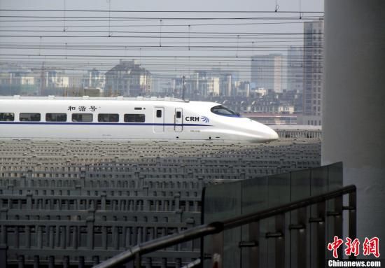 铁道部:京沪高铁用一个月时间进行运行实验_机