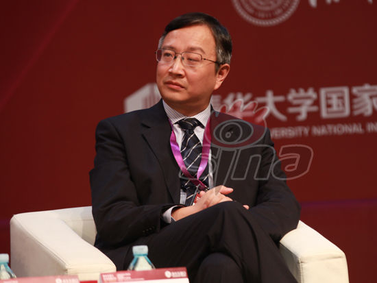 图文:上海国际信托有限公司董事长潘卫东|全球