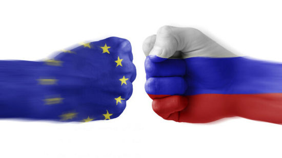 俄罗斯回击欧美制裁行动 乌克兰内部冲突继续