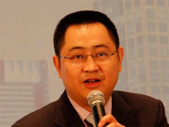 图文:中国期货业协会副会长彭刚_期货滚动新闻