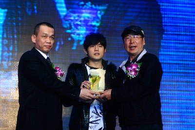 德尔惠祝贺北坡登顶珠峰50周年在京庆典