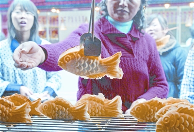 韩国小鱼饼“游”进户部巷