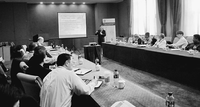 17λ�����߹�������ϰɶ?����ѧ��չ�ۡ��н���һ��