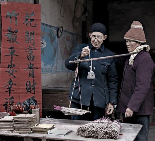 �ź��ͽ�ѵ:�Ի����񽱱�ȡ�����ʸ���Ӱʦŷ���ǿ�