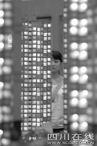 ���ڵ���ϸ���̨���ԷǱ��ؾ�����ͣ�Ŵ�