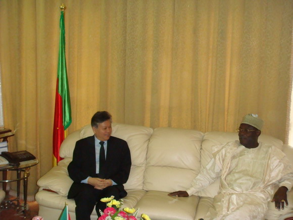 פ����¡��ʹѦ��ά�ݻῦ��������鳤����Ү