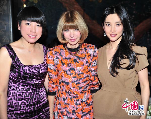 与美容编辑总监<em>张宇女士</em>为欢迎vogue美国版主