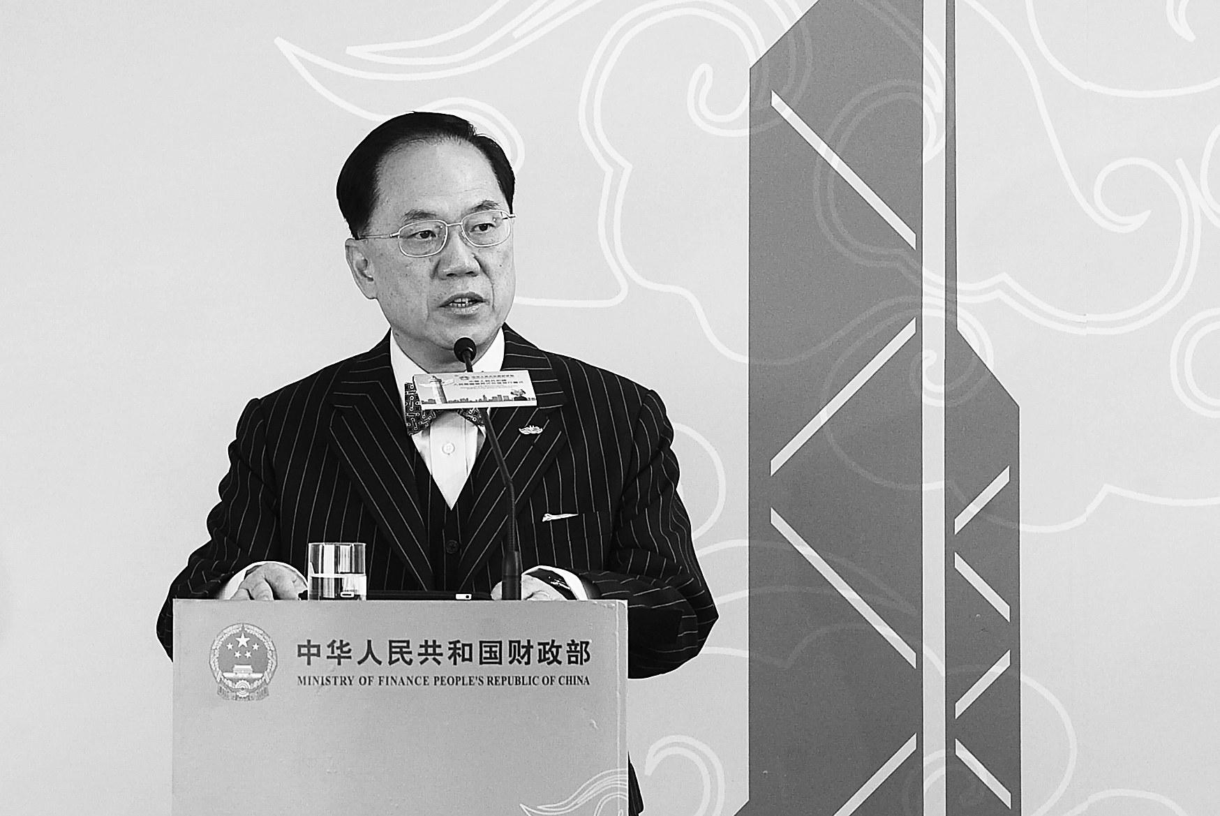 �������ڸ۷���80�ڹ�ծ