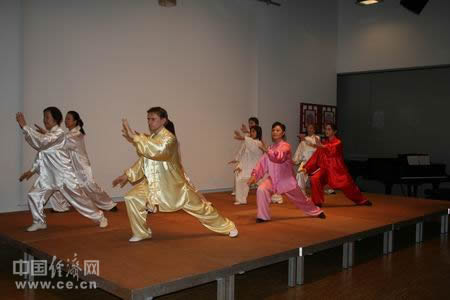 �����й��Ļ����ĺ������н�ҵ����