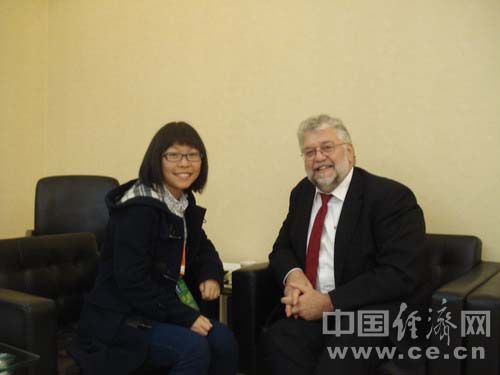 澳国库部官员: 40%资源利润税不会影响投资热