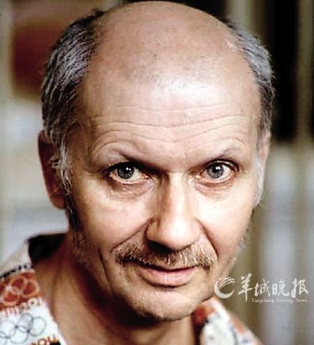 连环杀手杀人 节奏 有规律 遵循 魔鬼阶梯 数学