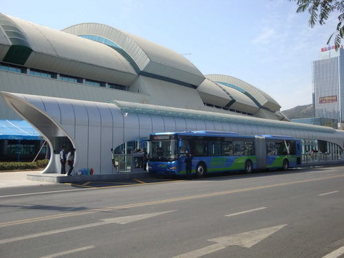 海格BRT成为连云港一号民心工程的明星_滚