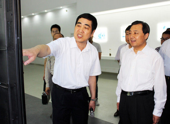 扬州市委书记谢正义一行视察牧羊集团 给予"三个少见"高度评价