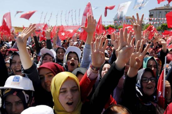 土耳其大选:稳定压倒一切 埃尔多安强势回归_