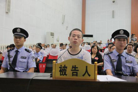 河南灵宝黄金大劫案被告人获死刑 曾枪杀一保安