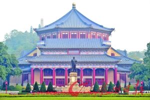 广东:数座孙中山铜像 缘何“百变”模样(组图)